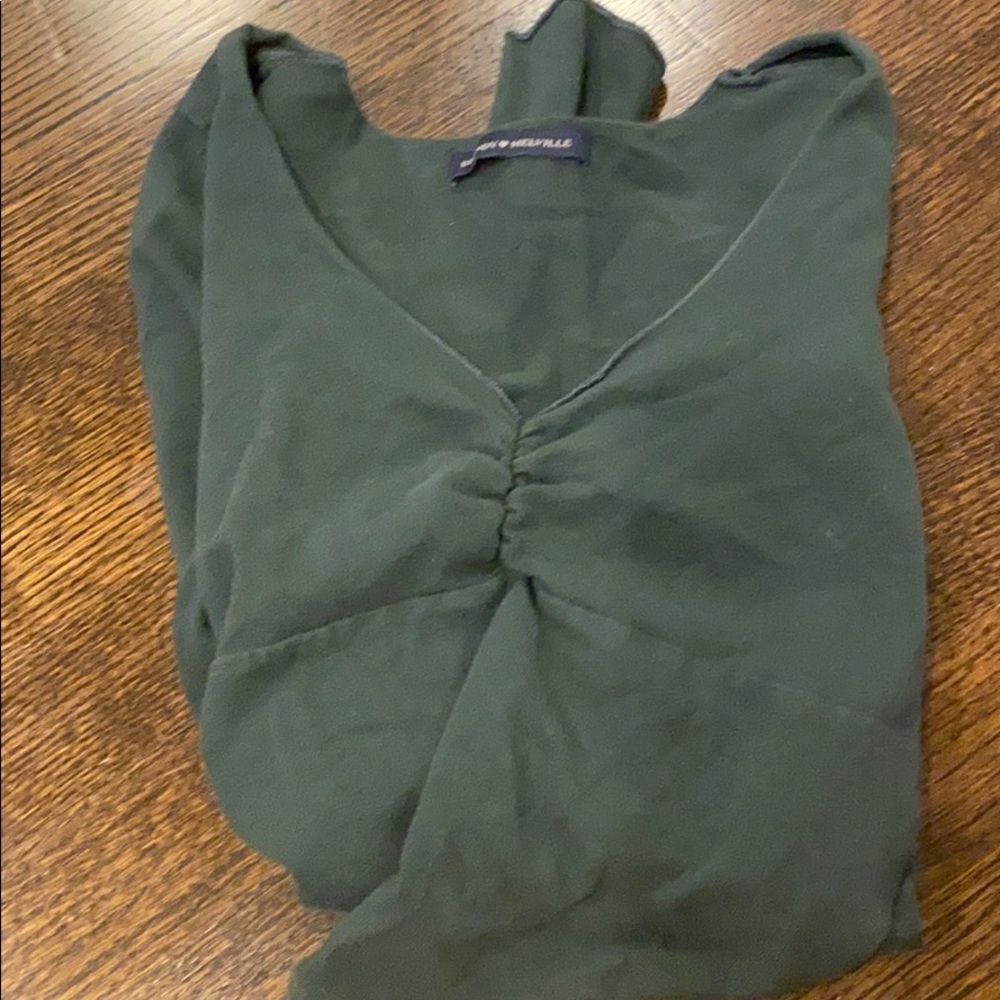 Long sleeve brandy Melville top